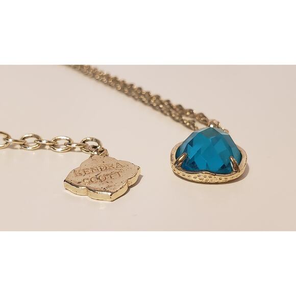 Kendra Scott Kiri Necklace in London Blue Glass with Gold Hardware - Picture 4 of 9